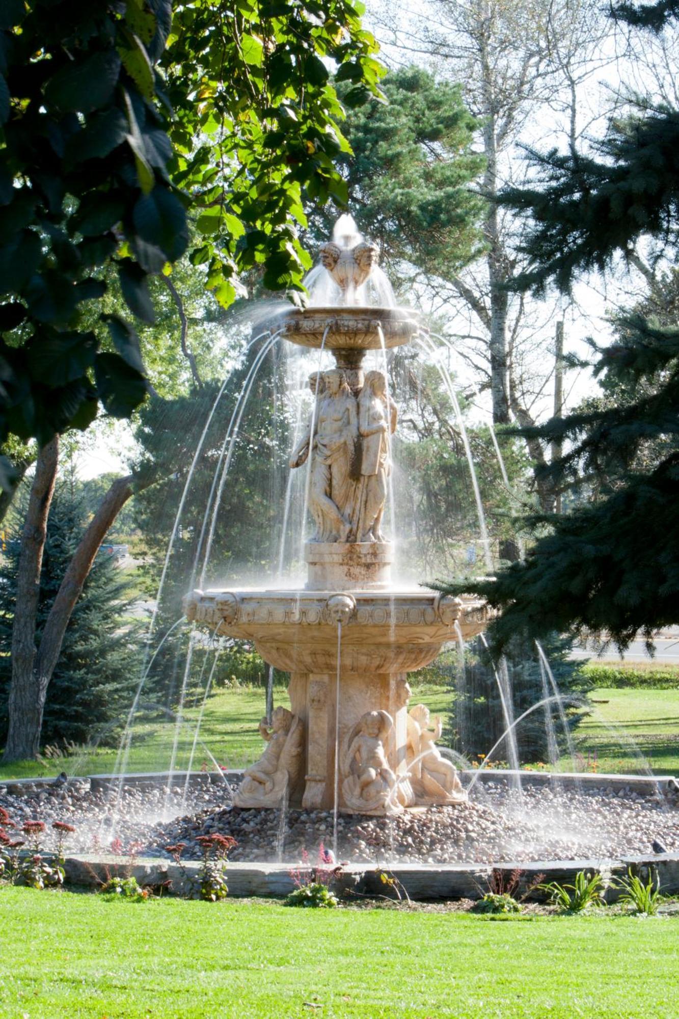Elm Hurst Inn & Spa Ingersoll Buitenkant foto