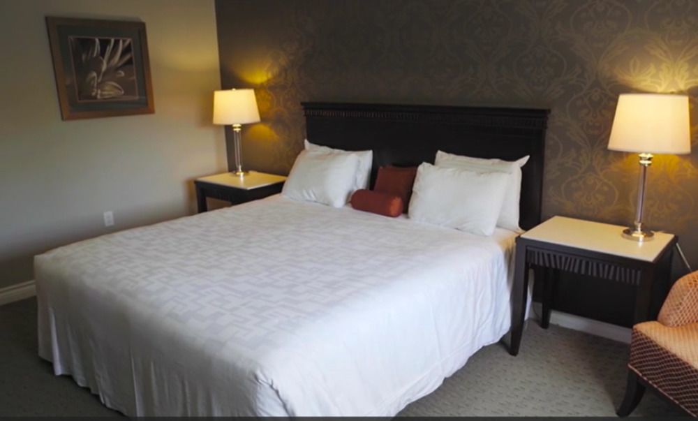 Elm Hurst Inn & Spa Ingersoll Buitenkant foto